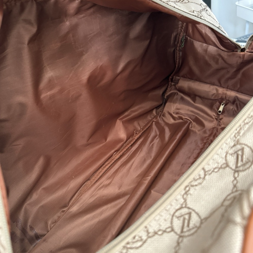 Adrienne Vittadini Duffle Bag Signature Print Monogram Italian Travel Luggage - Picture 13 of 16